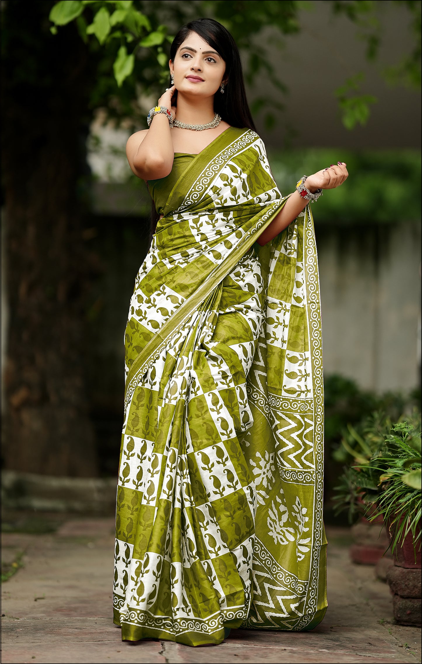 Mehendi-Green  Cotton Mul Printed Saree