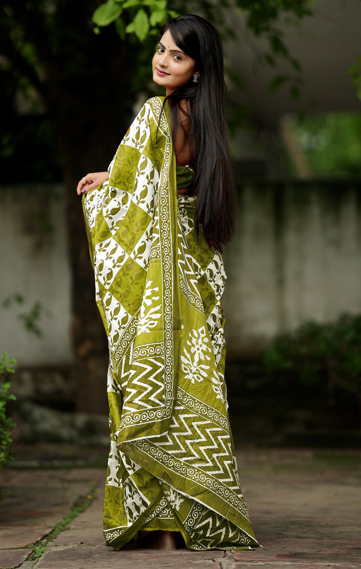 Mehendi-Green  Cotton Mul Printed Saree