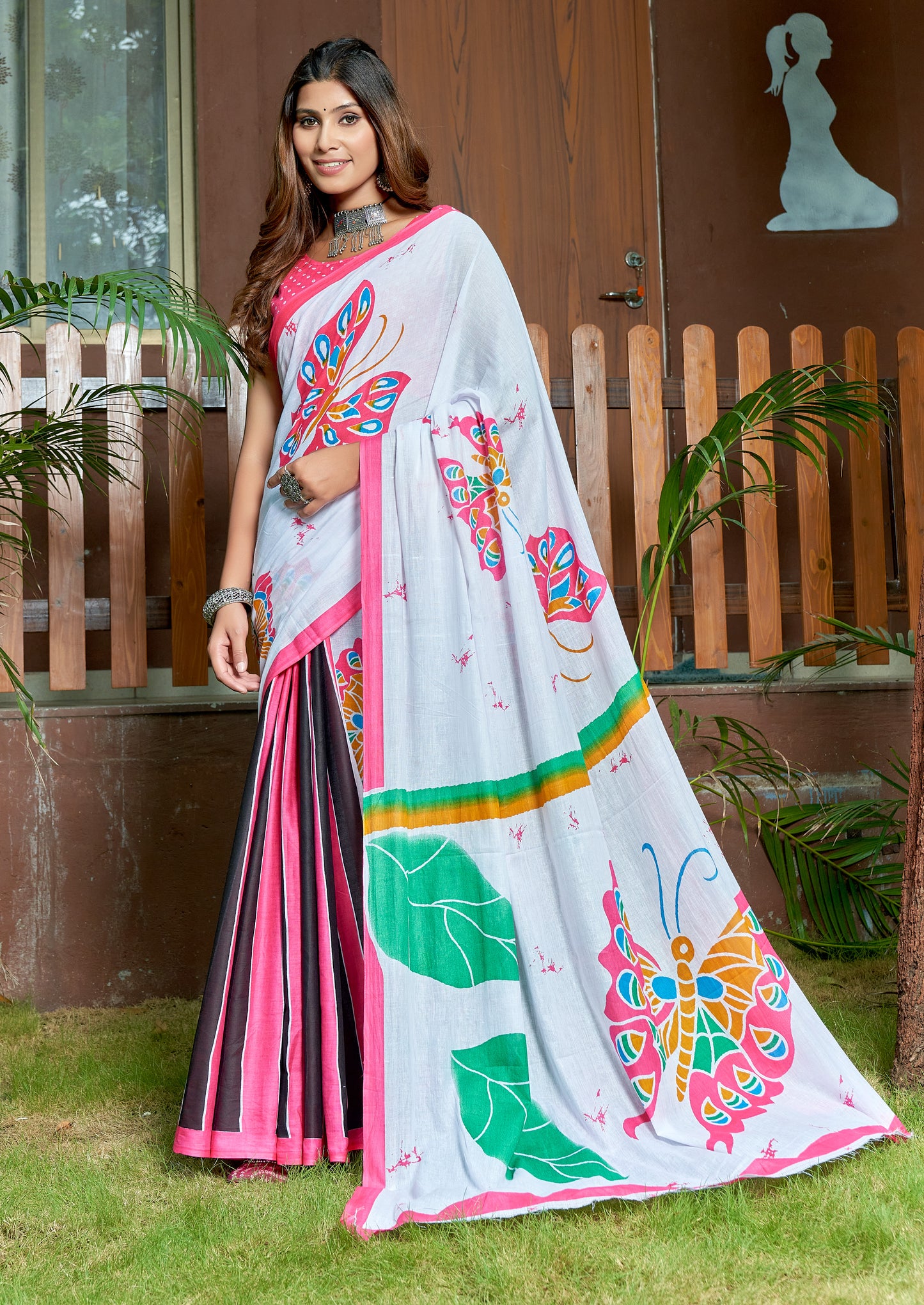 Colorful-White Cotton Mul Printed Saree