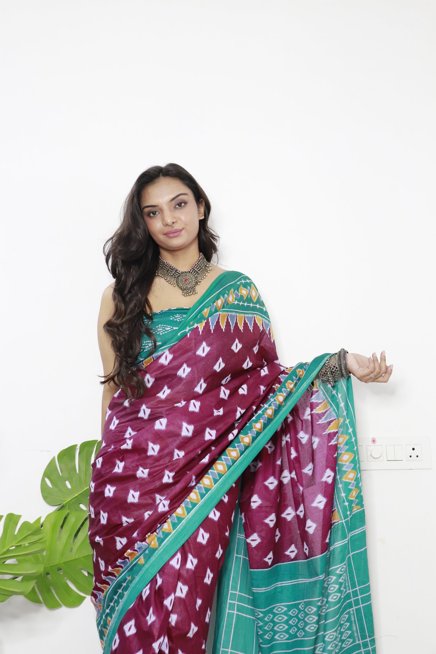 Wine-Teal Blue Cotton Printed Saree