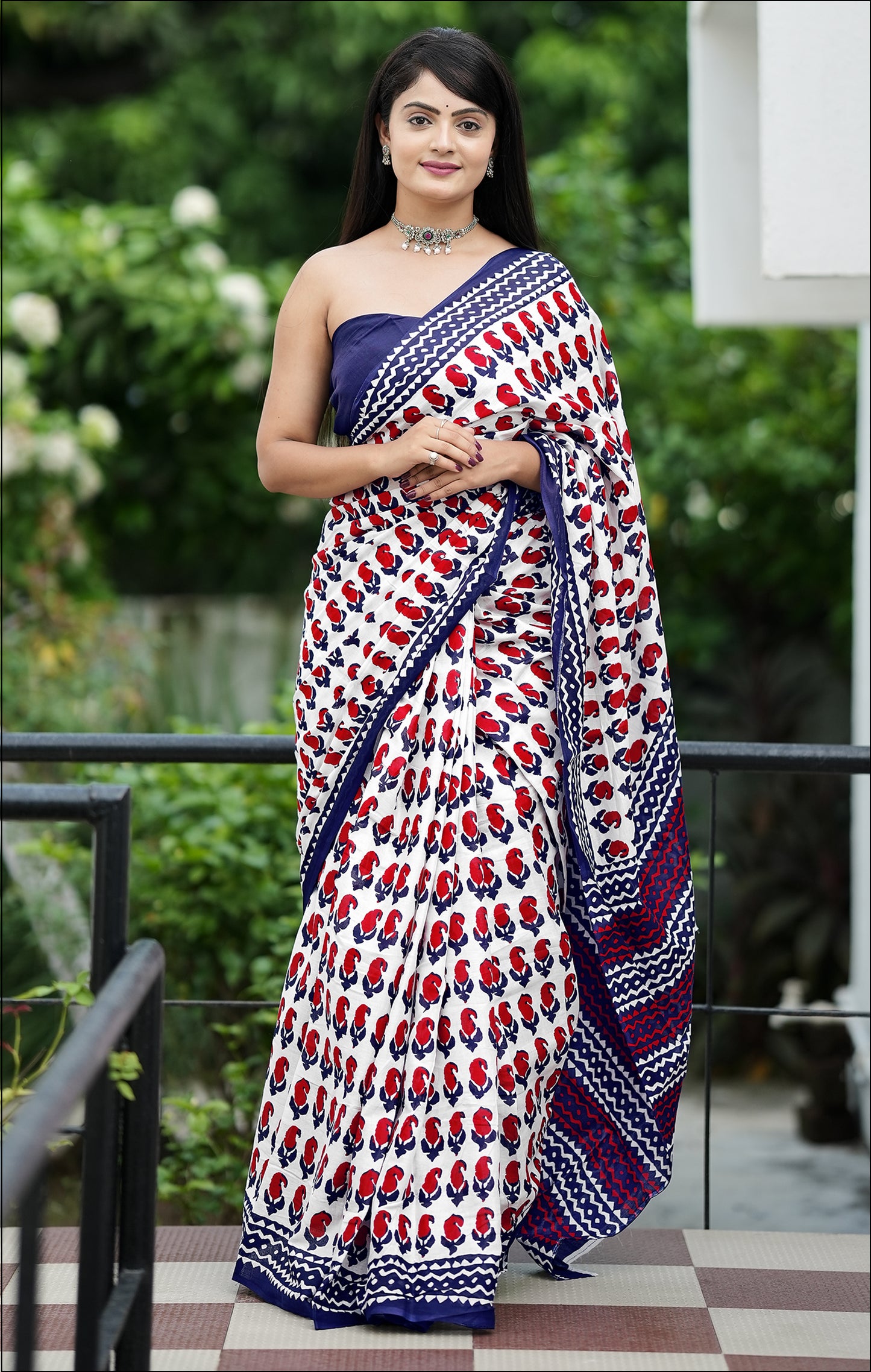 White-Blue Cotton Mul Printed Saree