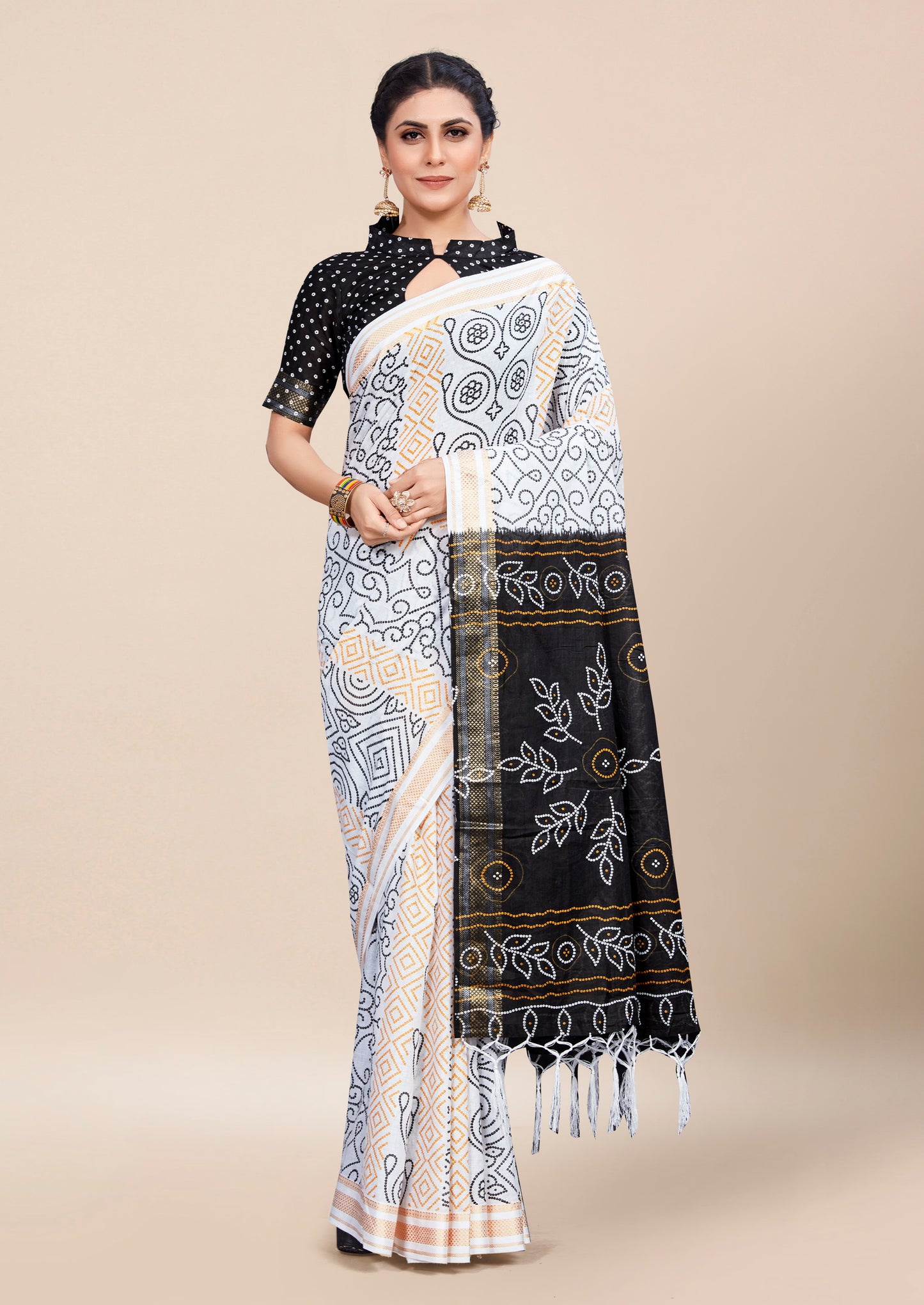 White-Black Cotton Mul Printed Saree