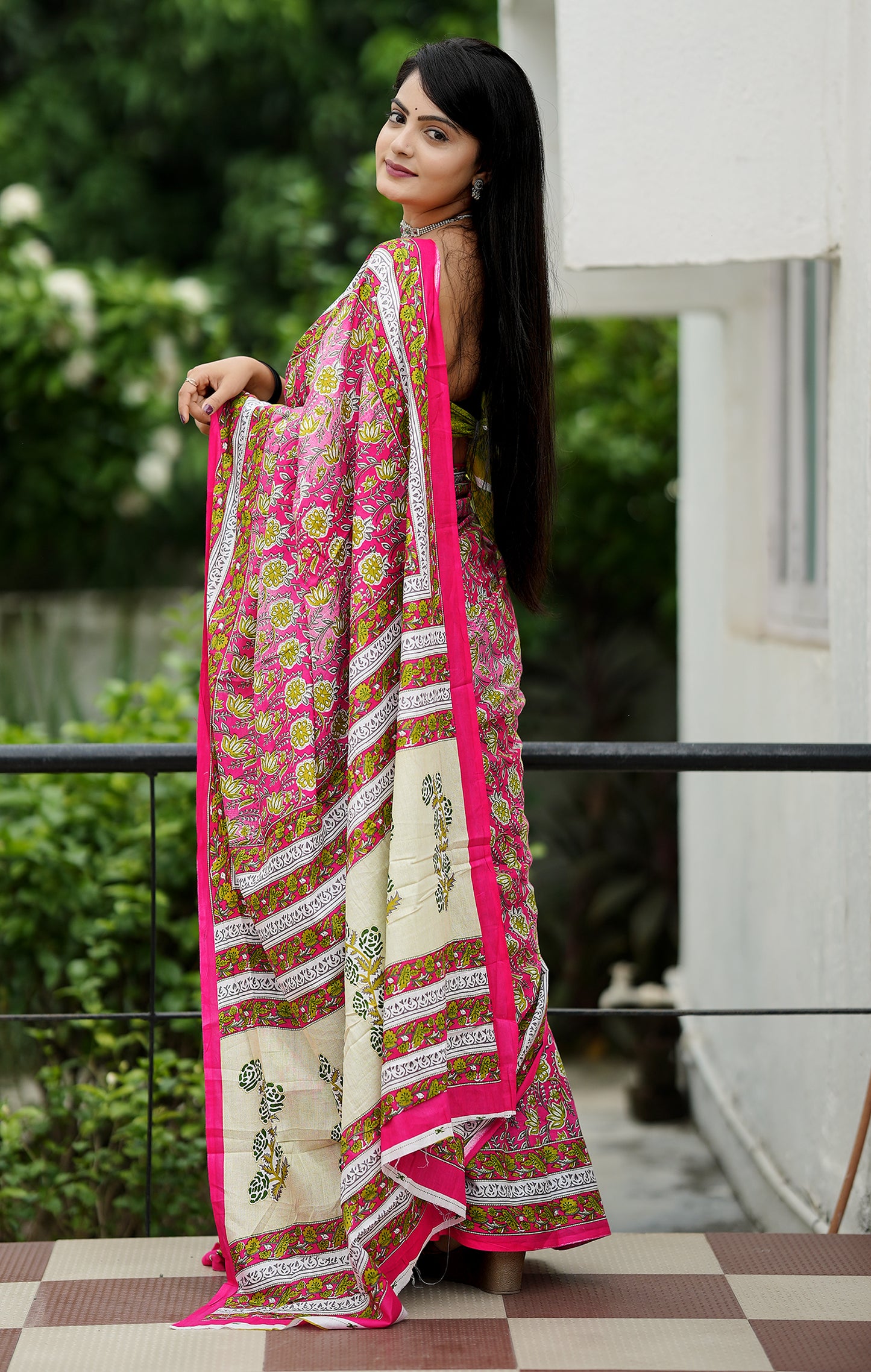 Pink Cotton Mul Printed Saree