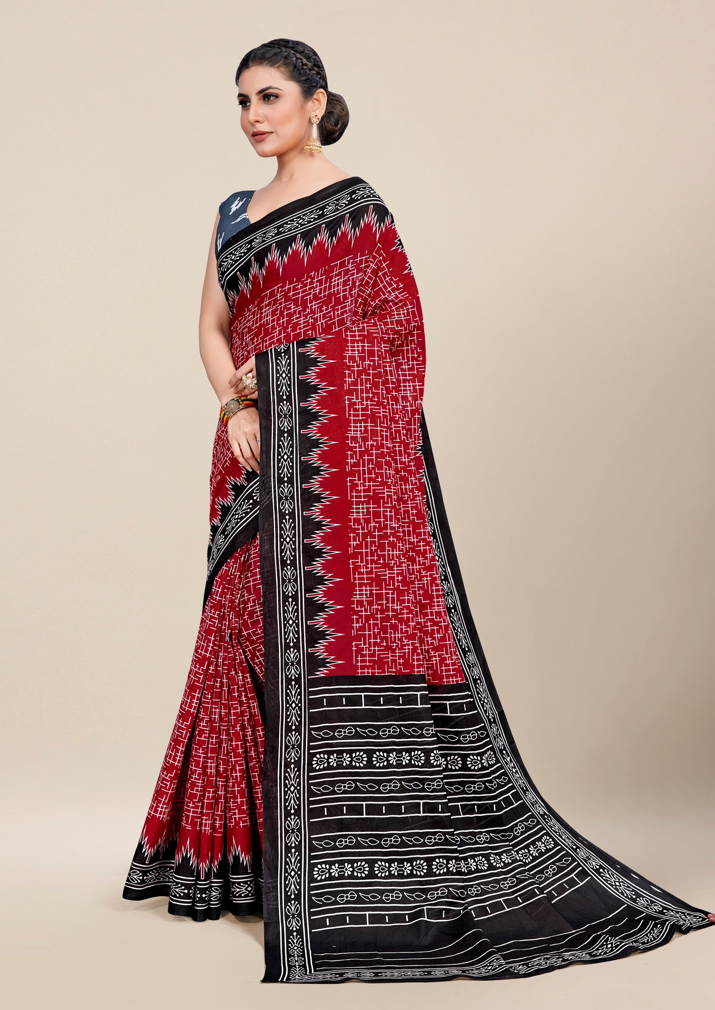 Red-Black Cotton Mul Printed Saree