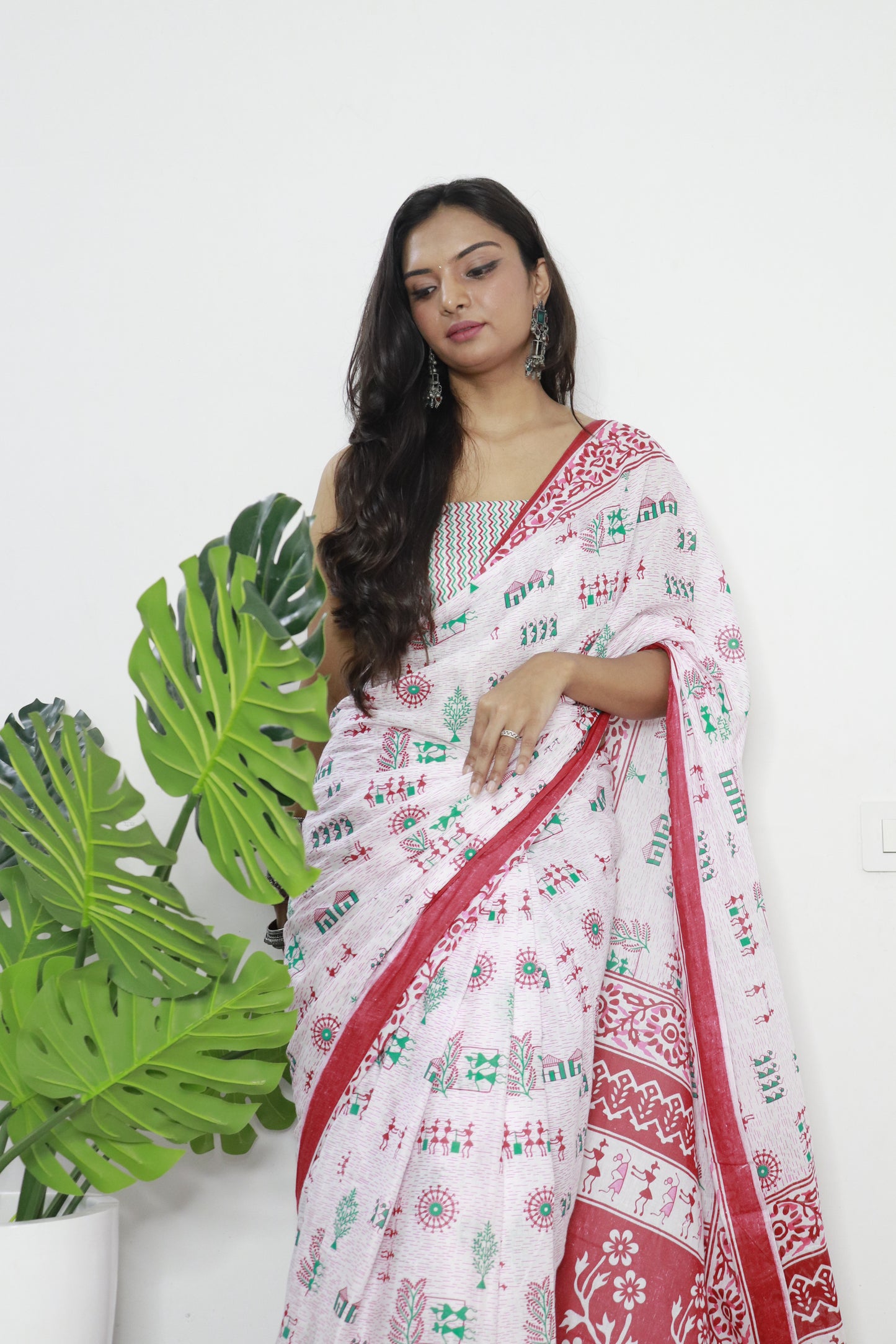 White-Red Cotton Printed Saree