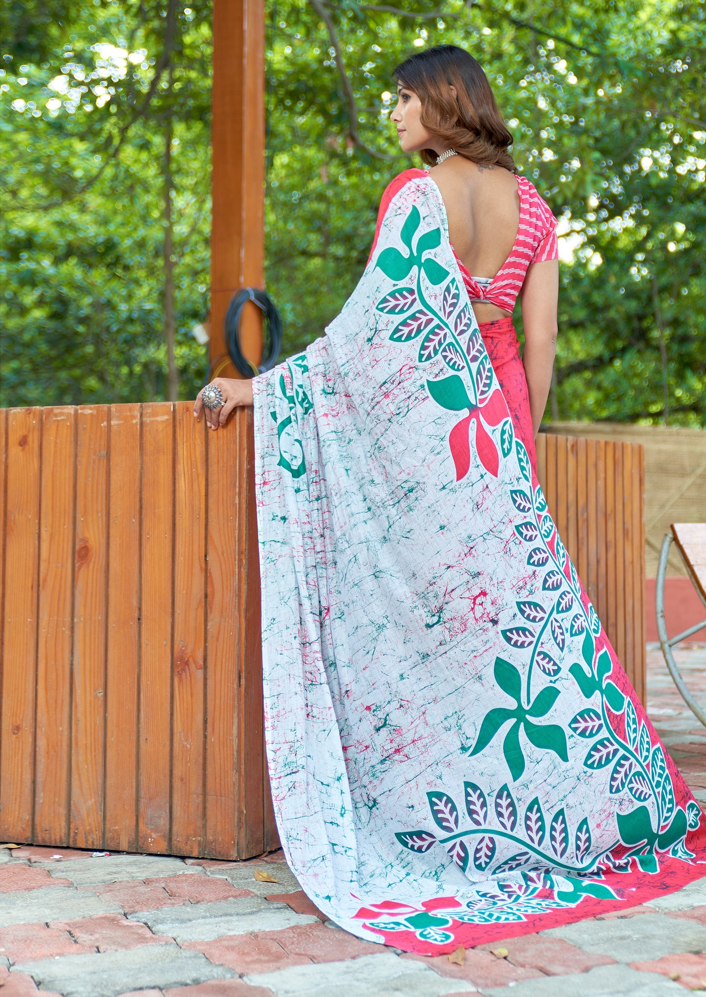 Red-White Cotton Mul Printed Saree