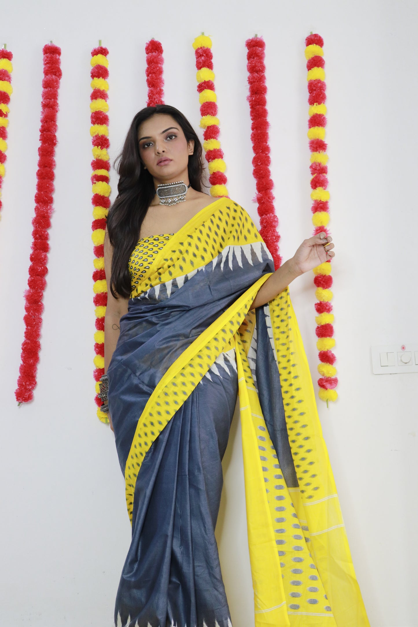 Grey-Yellow Cotton Mul Printed Saree