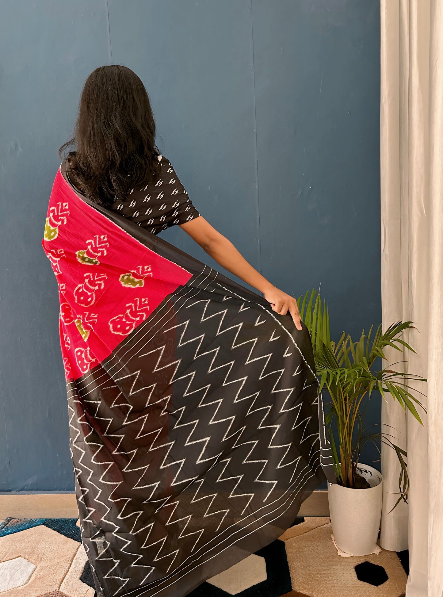 Black-Red Cotton Mul Printed Saree