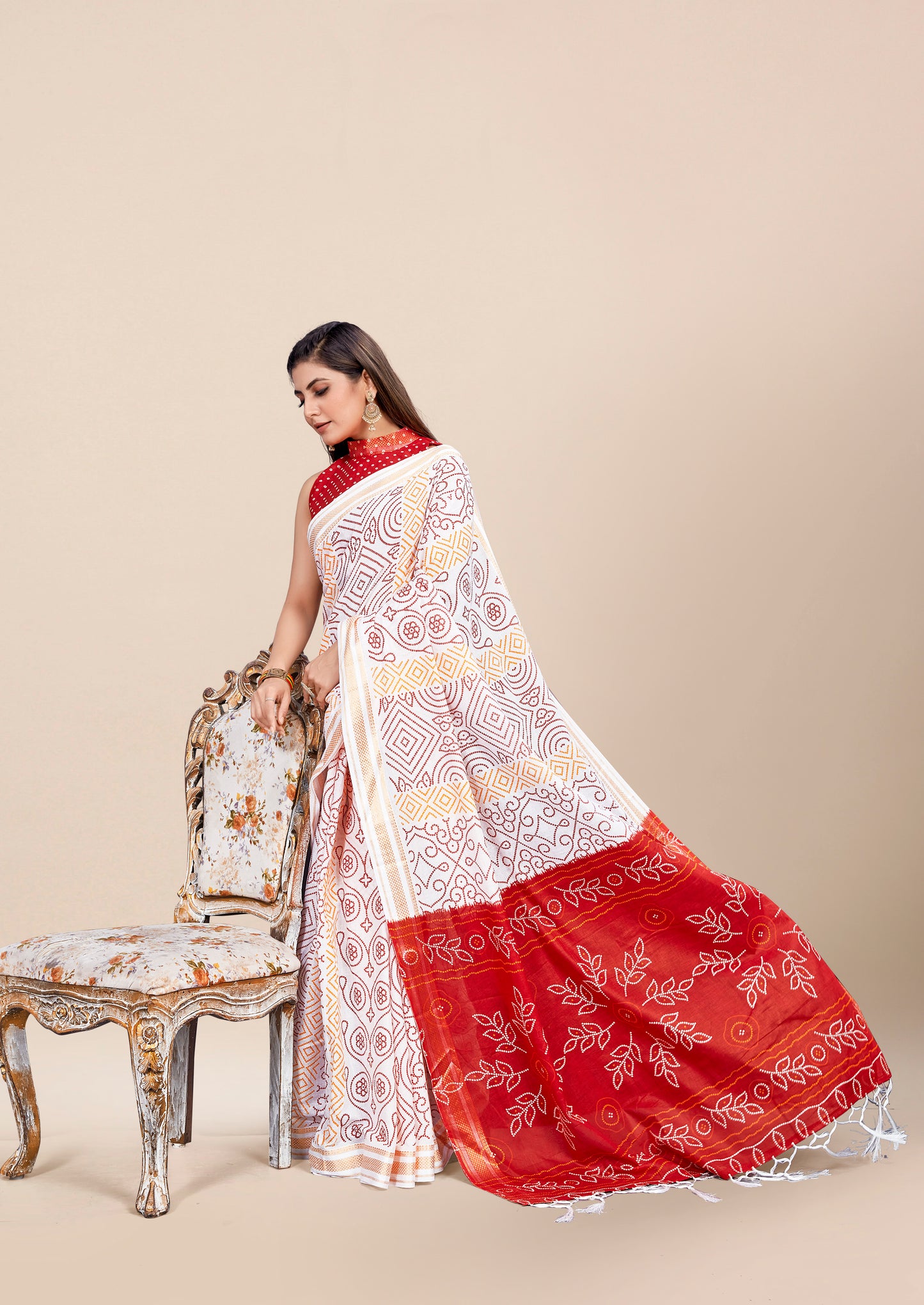 Reddish-White Cotton Mul Printed Saree