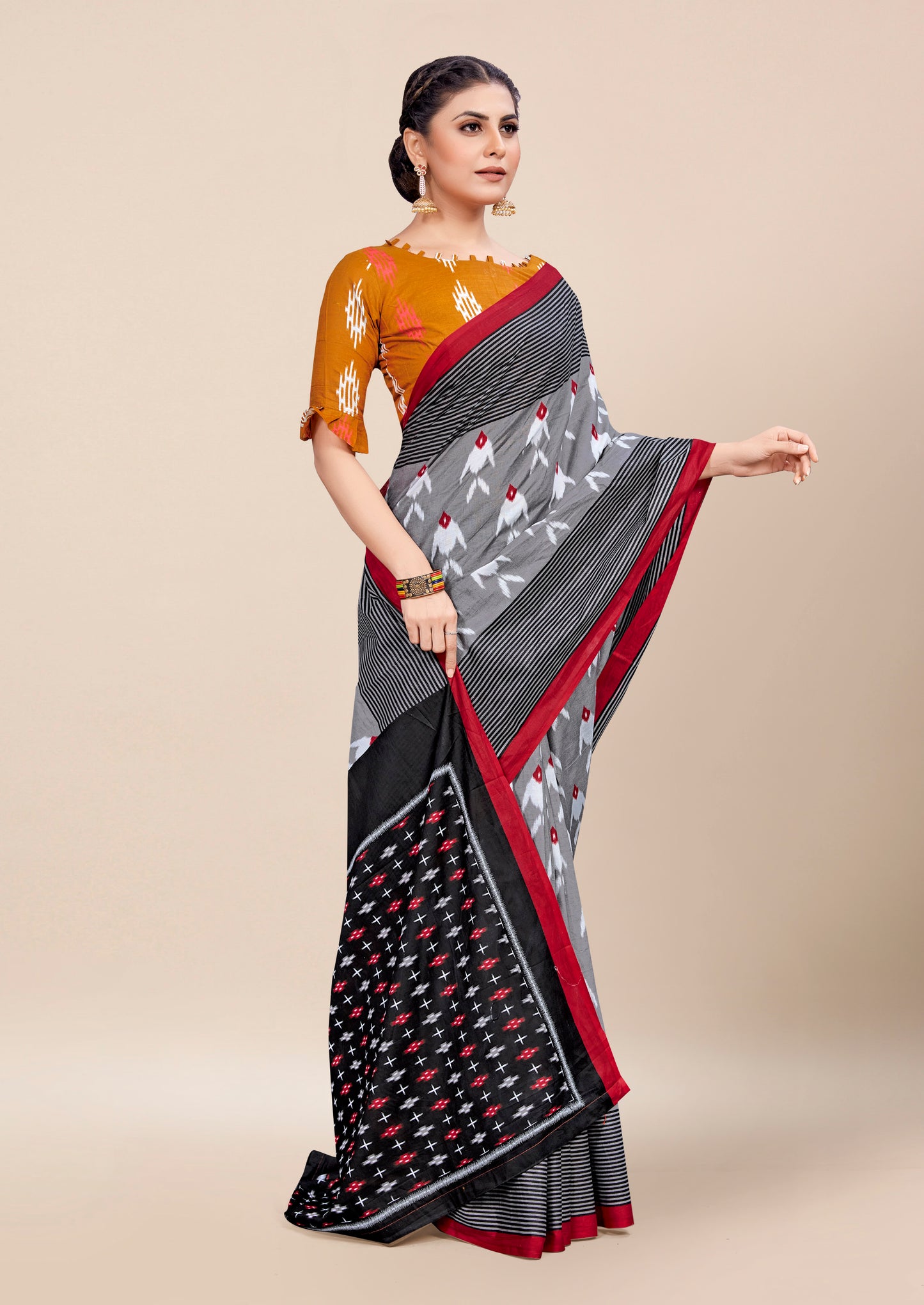 Black-Grey Cotton Mul Printed Saree