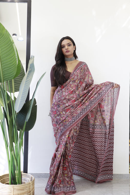 Onion Cotton Printed Saree