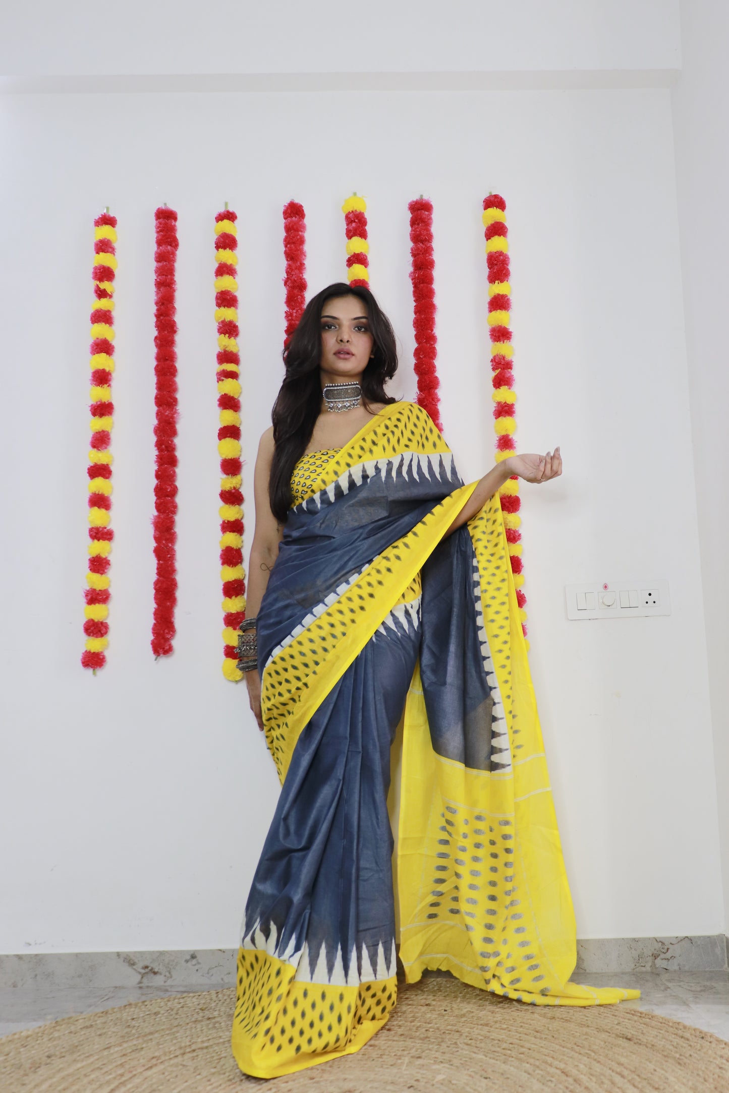 Grey-Yellow Cotton Mul Printed Saree