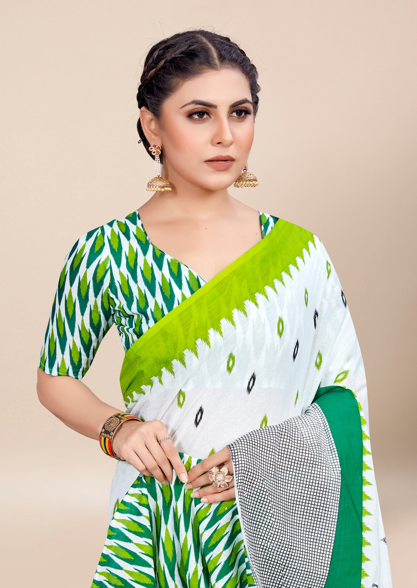 Green-White Cotton Mul Printed Saree