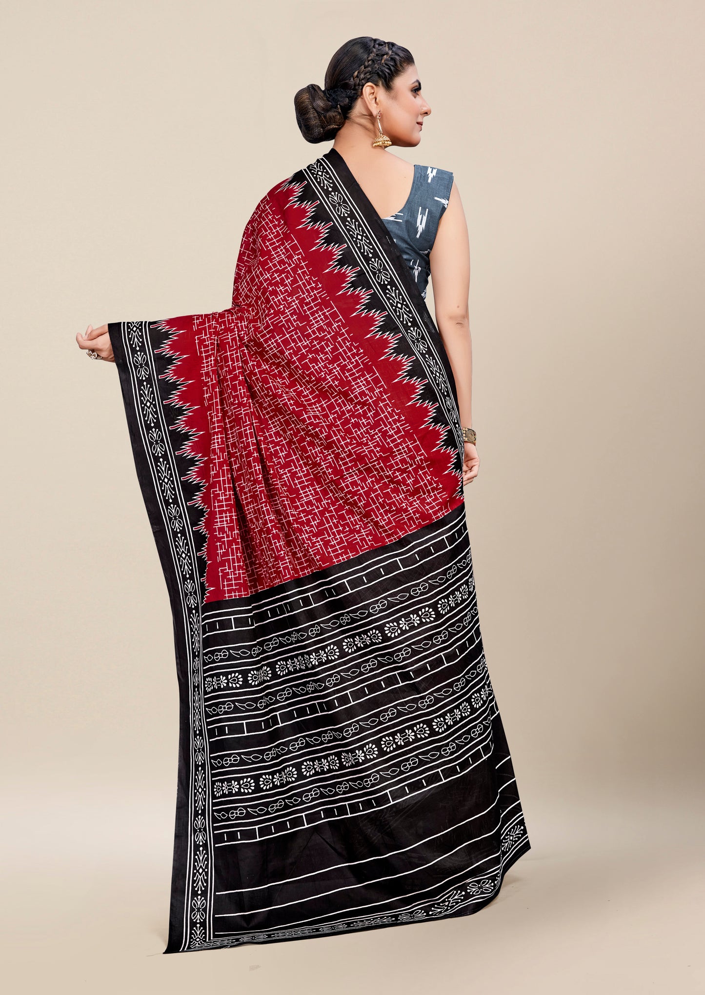 Red-Black Cotton Mul Printed Saree