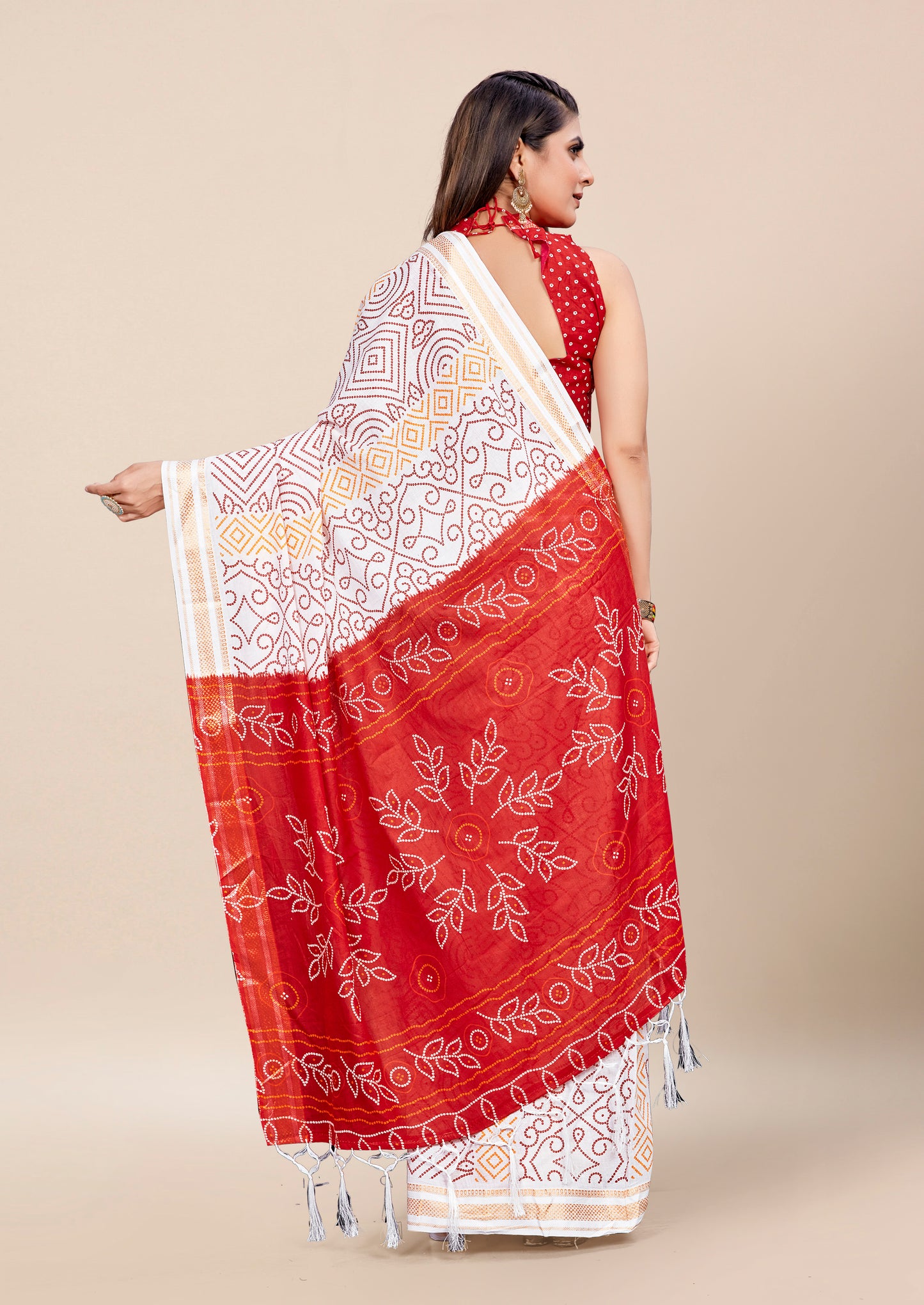 Reddish-White Cotton Mul Printed Saree