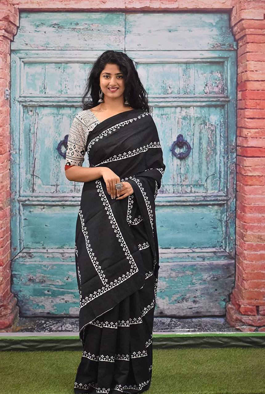 Traditional Black Cotton Mul Printed Saree