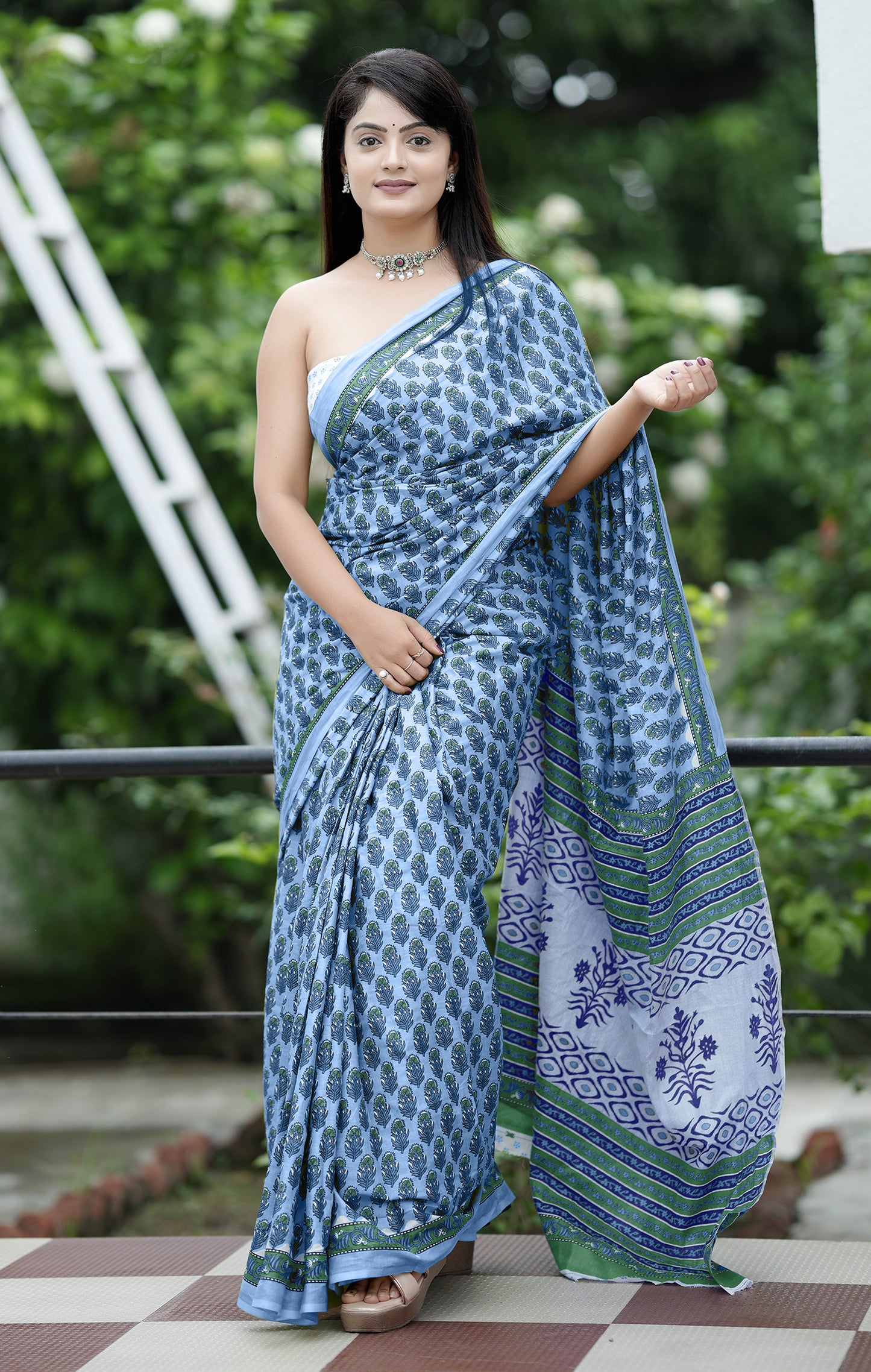 Gorgeous Blue Cotton Mul Printed Saree