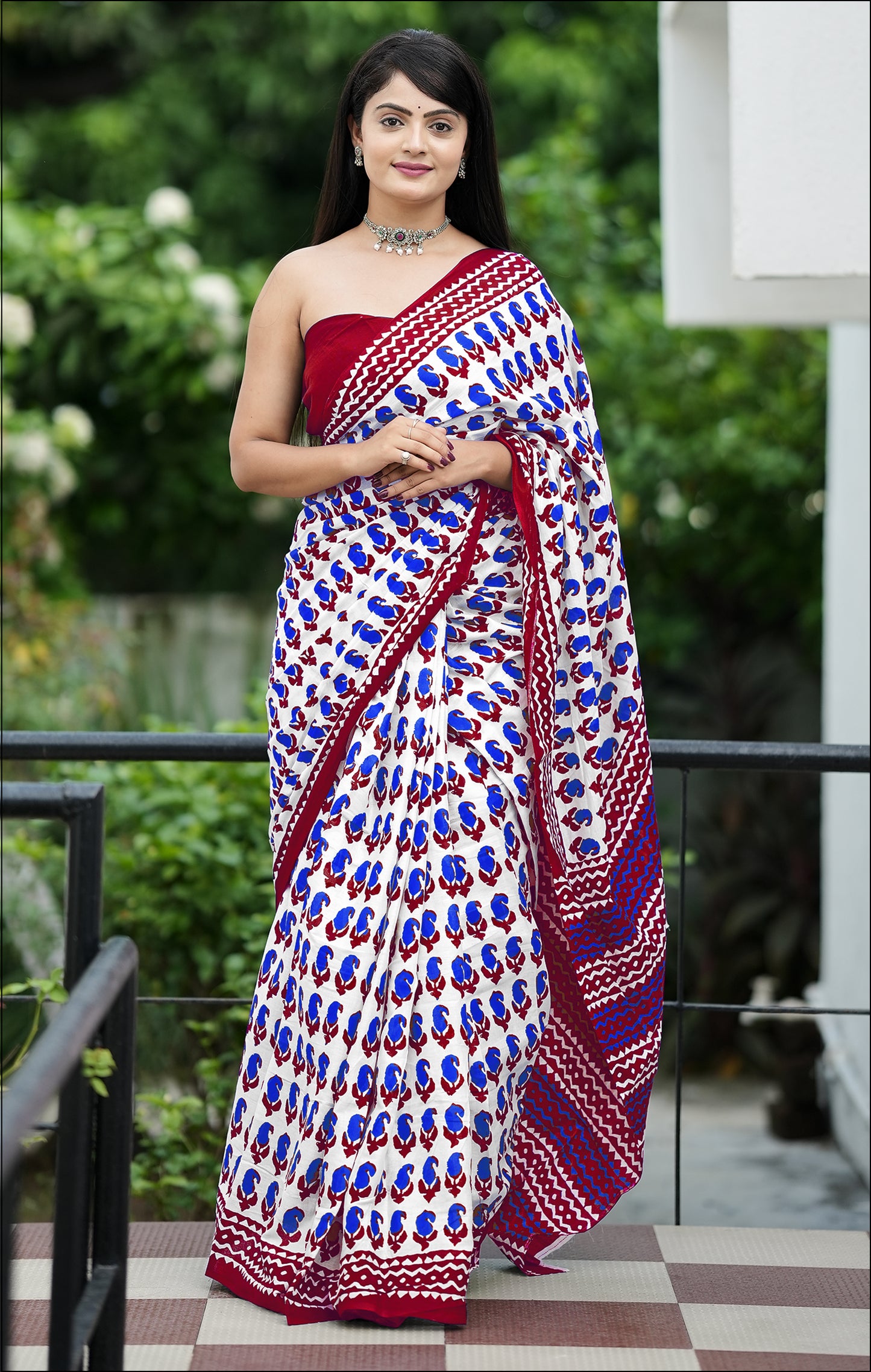 White-Maroon Cotton Mul Printed Saree