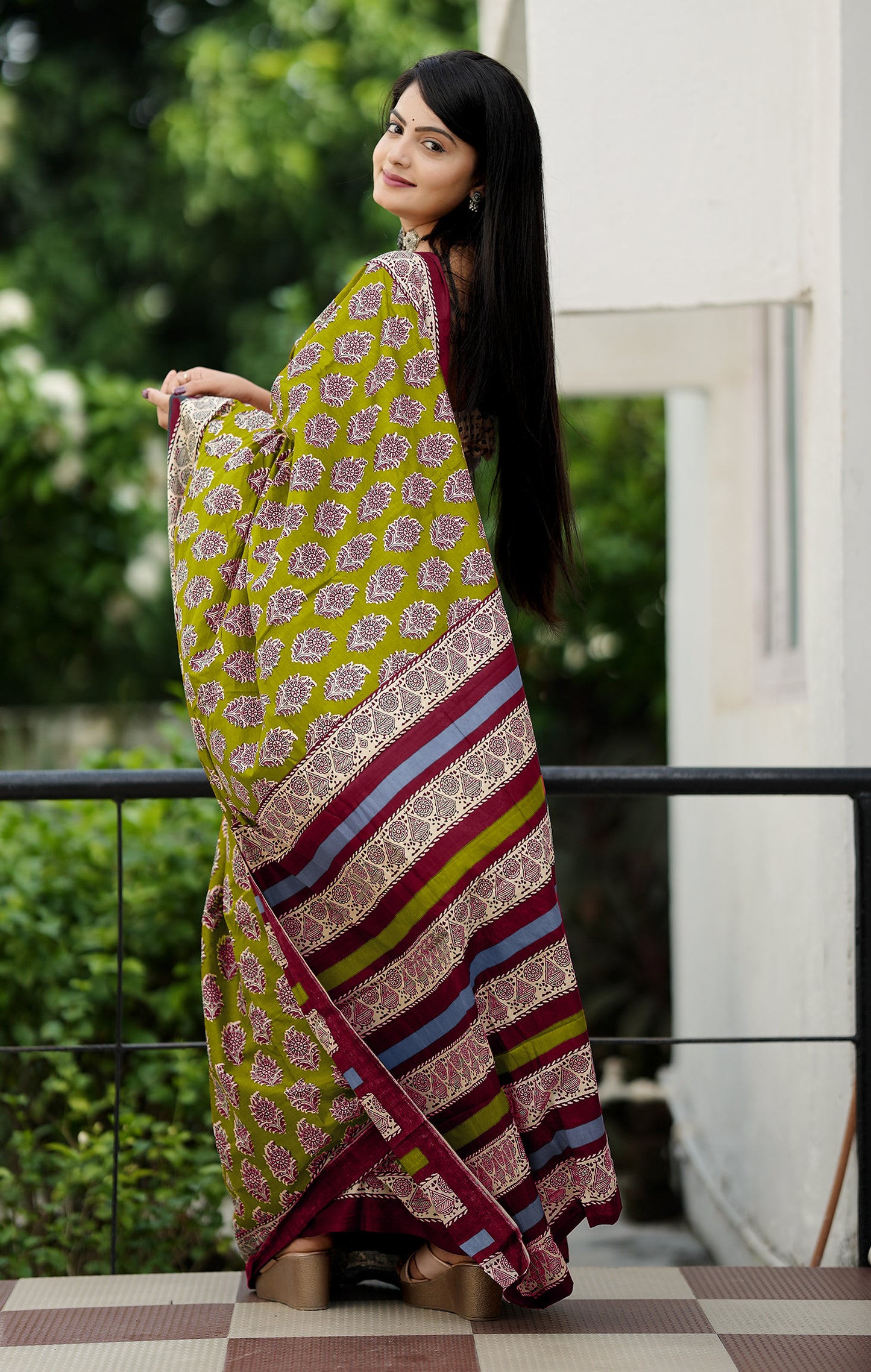 Designer Green Cotton Mul Printed Saree